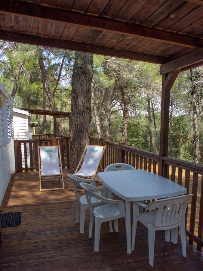 Mobile Homes Pine Sea Banjole Exterior photo