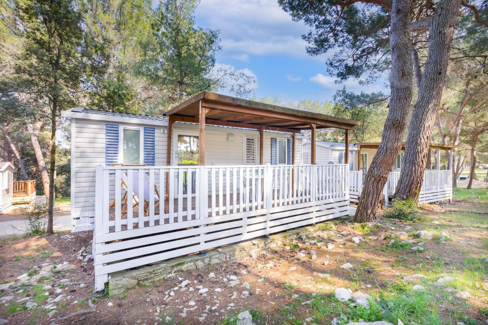 Mobile Homes Pine Sea Banjole Exterior photo